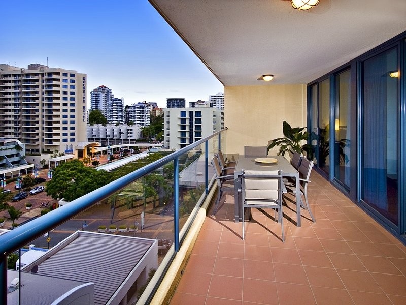 43/45 Deakin Street, Kangaroo Point QLD 4169