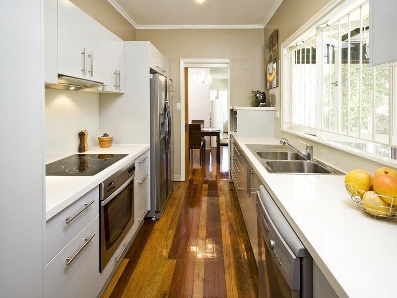 48 Dell Street, St Lucia QLD 4067