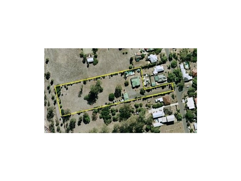 Oxley QLD 4075