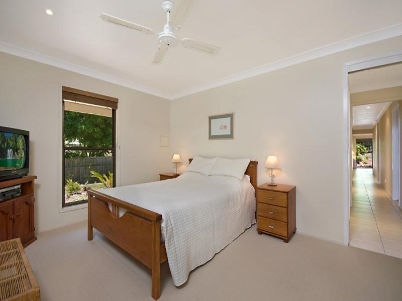 2 Lytham Street, Indooroopilly QLD 4068