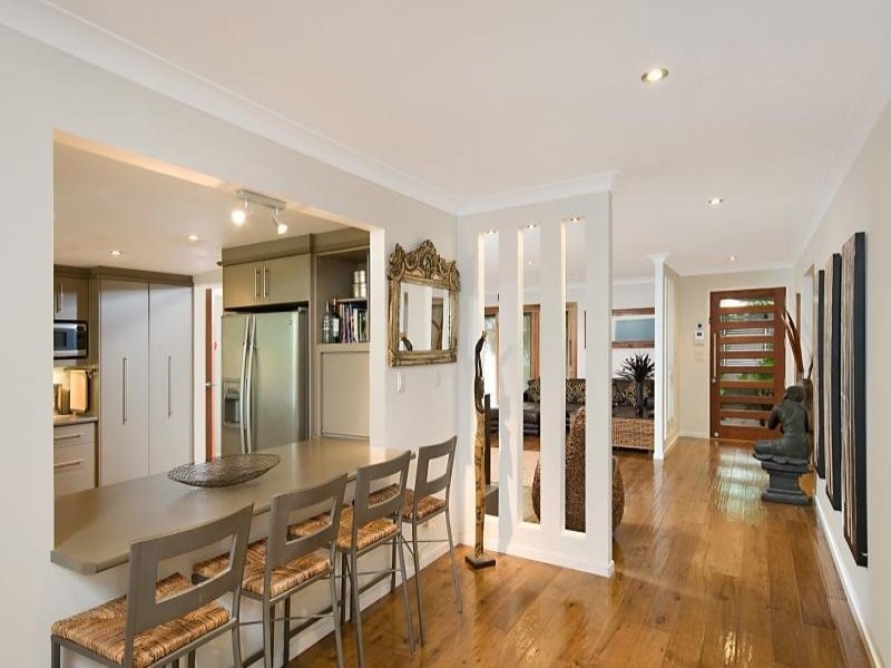 5 Rowena Street, Kenmore QLD 4069