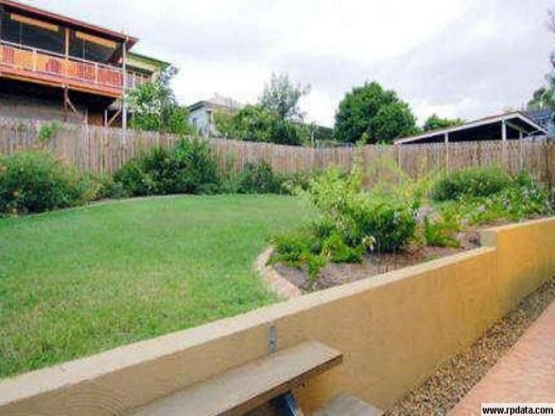 86 Bundah Street, Camp Hill QLD 4152