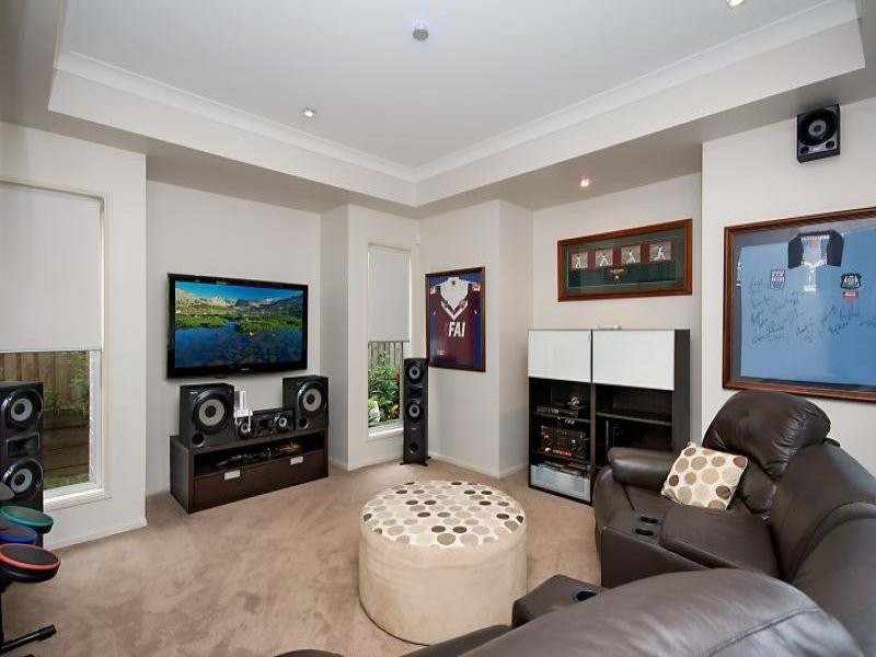 3 La Belle Court, Westlake QLD 4074