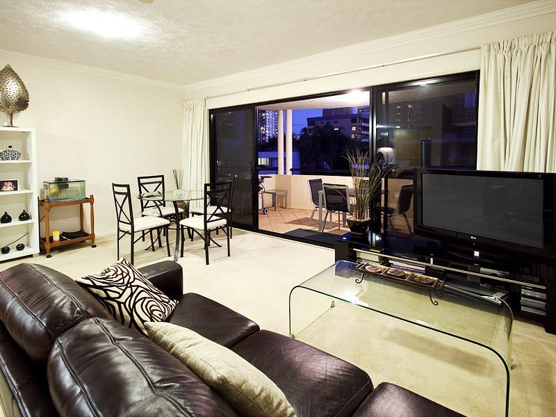 18 Bright Street, Kangaroo Point QLD 4169