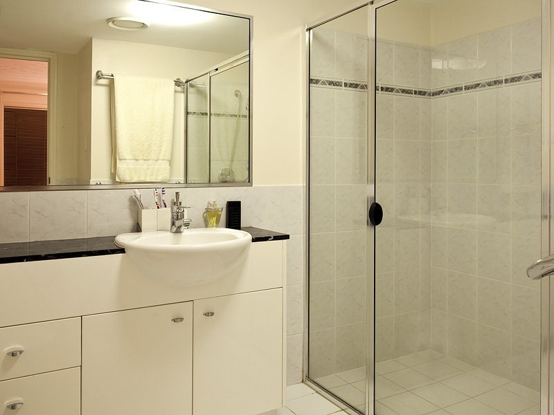 18 Bright Street, Kangaroo Point QLD 4169