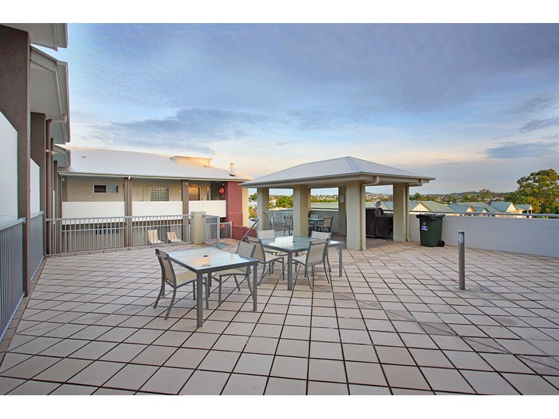 18/915 Stanley Street, East Brisbane QLD 4169