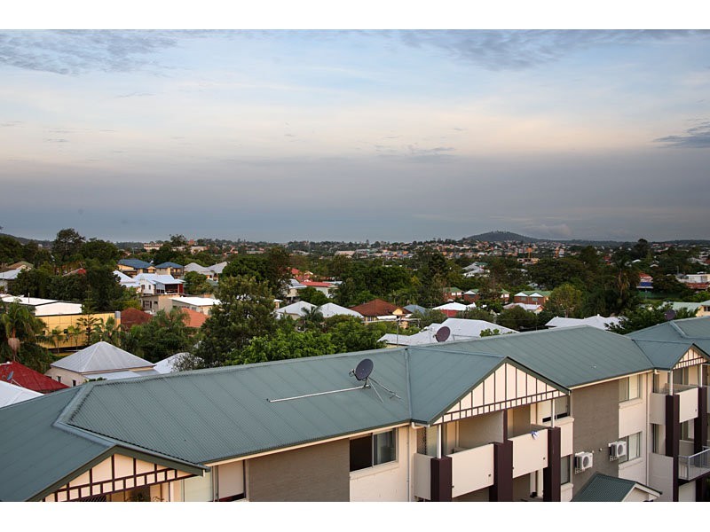 18/915 Stanley Street, East Brisbane QLD 4169