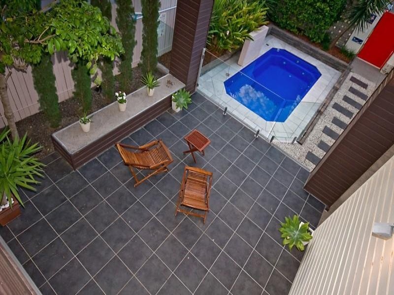 72 King Arthur Terrace, Tennyson QLD 4105