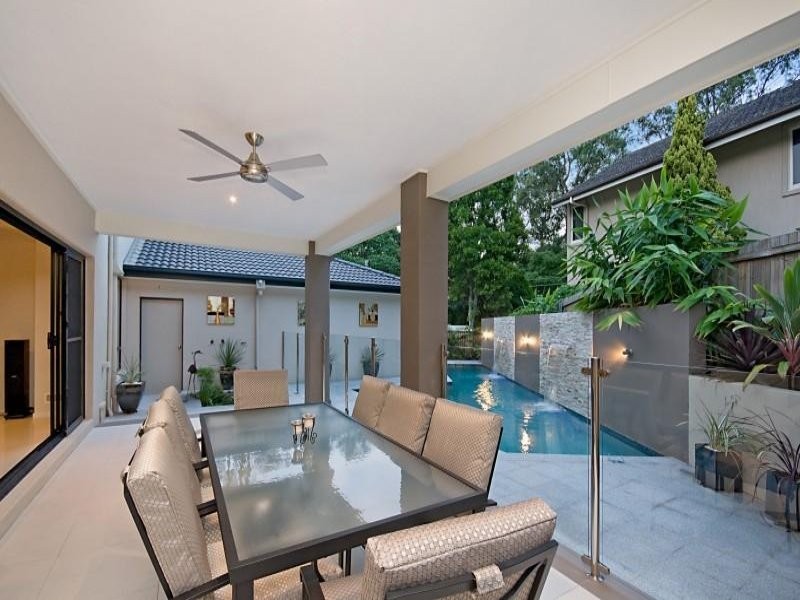 149 Hillside Terrace, St Lucia QLD 4067