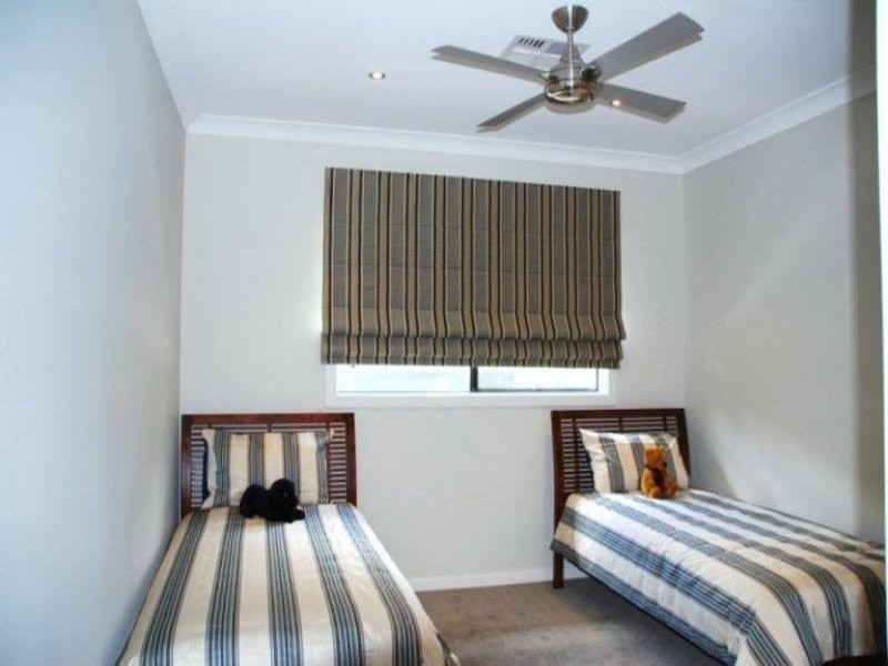 149 Hillside Terrace, St Lucia QLD 4067