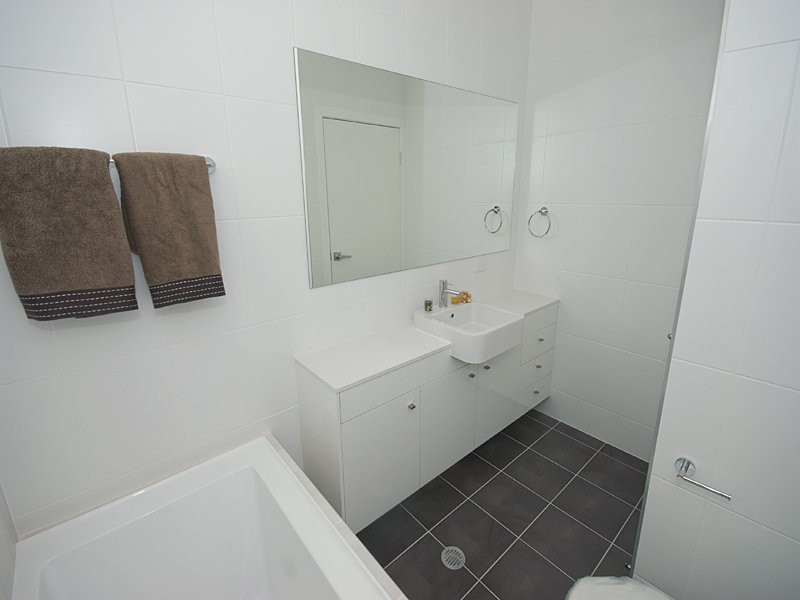 4/185 Norman Avenue, Norman Park QLD 4170