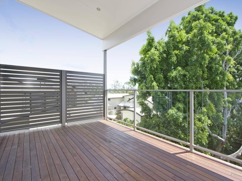 1/8 Corrie Street, Norman Park QLD 4170
