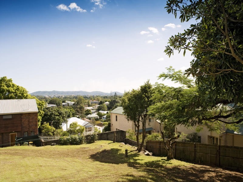 11 Denham Street, Annerley QLD 4103