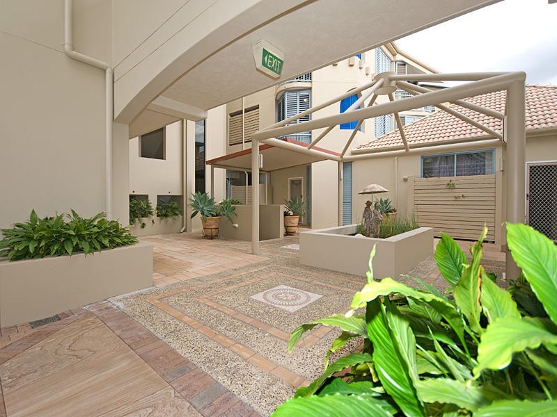 6/769 Brunswick Street, New Farm QLD 4005