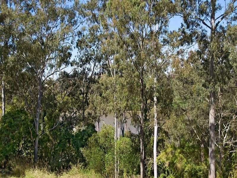 88 Sunset Road, Kenmore QLD 4069