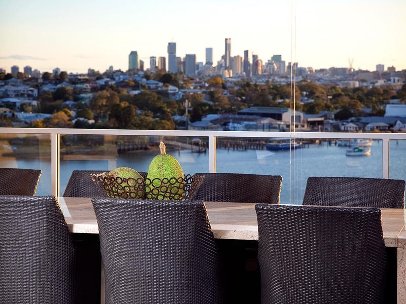 161/35 Harbour Road, Hamilton QLD 4007