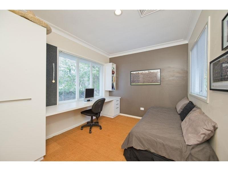 26 Nindethana Street, Indooroopilly QLD 4068