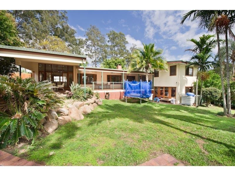 124 Harts Road, Indooroopilly QLD 4068