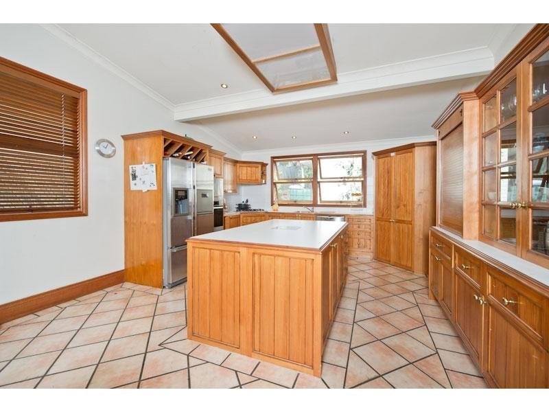 124 Harts Road, Indooroopilly QLD 4068