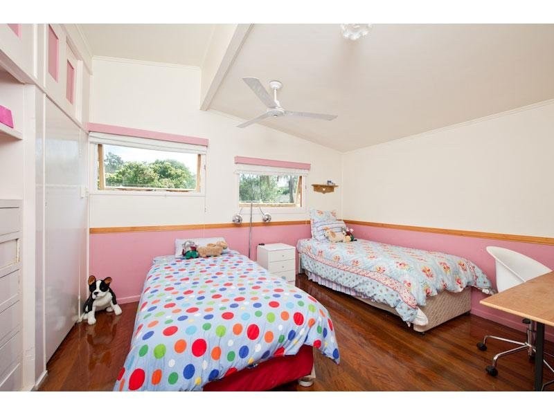 124 Harts Road, Indooroopilly QLD 4068