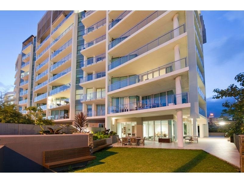 12/205 Coronation Drive, Milton QLD 4064