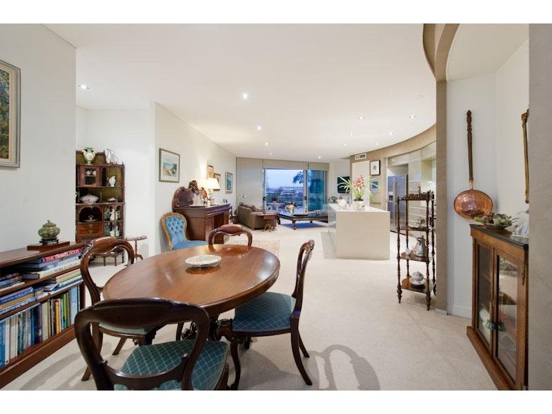 12/205 Coronation Drive, Milton QLD 4064