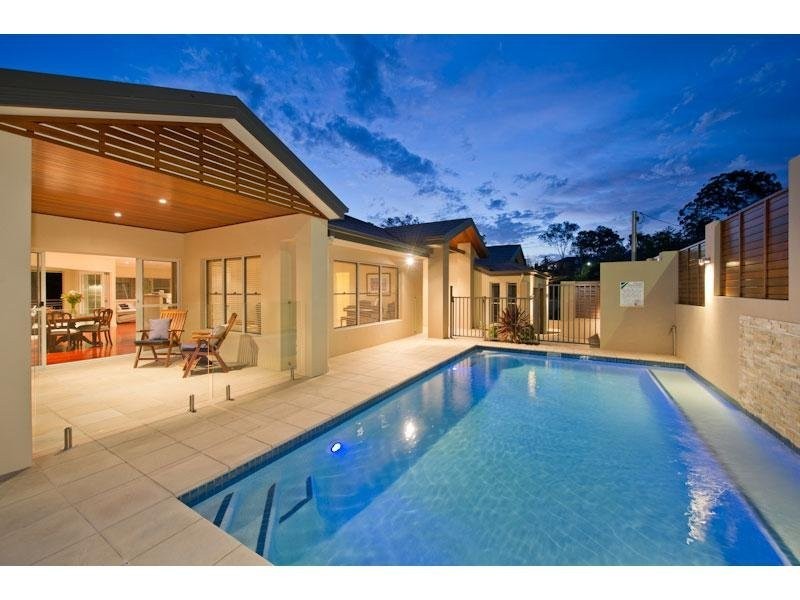 23 Highland Terrace, St Lucia QLD 4067