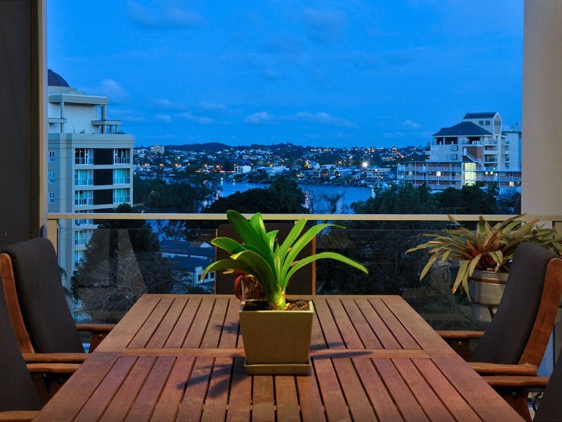52/89 Lambert Street, Kangaroo Point QLD 4169