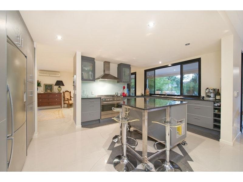 91 Harts Road, Indooroopilly QLD 4068