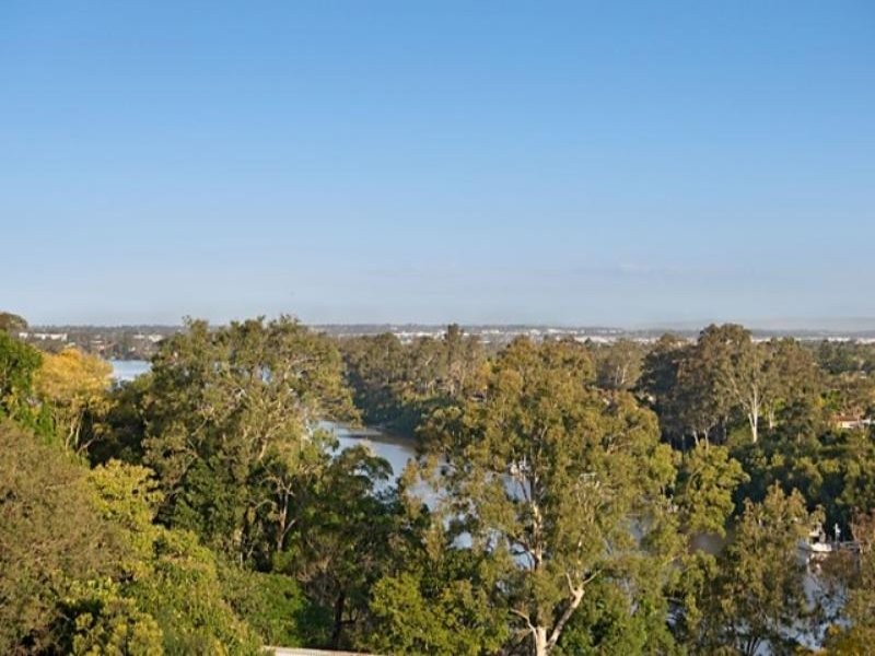 702/30 Riverview Terrace, Indooroopilly QLD 4068