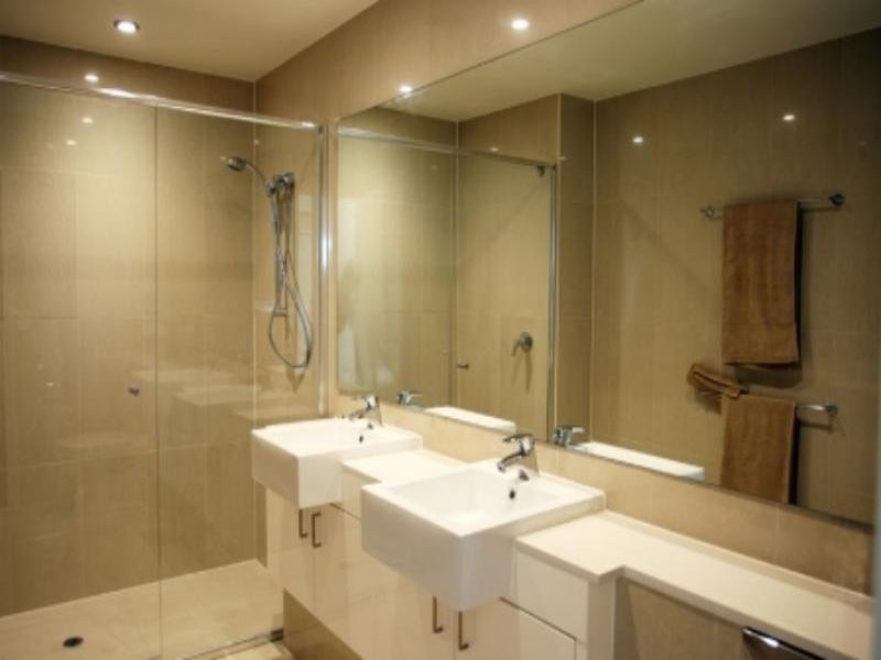 702/30 Riverview Terrace, Indooroopilly QLD 4068