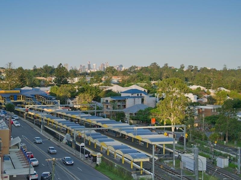 702/30 Riverview Terrace, Indooroopilly QLD 4068