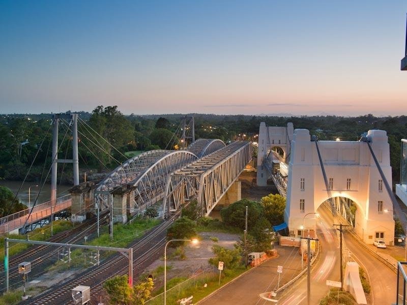 702/30 Riverview Terrace, Indooroopilly QLD 4068