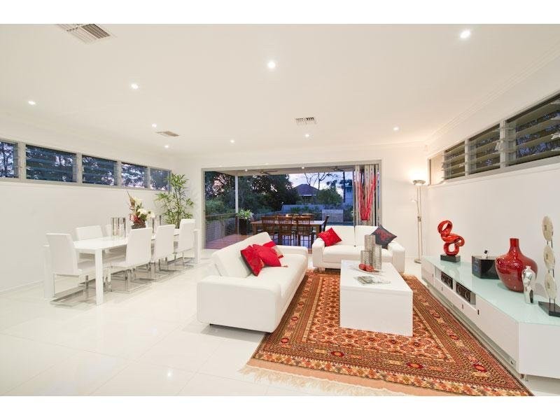 35 Victoria Street, Indooroopilly QLD 4068