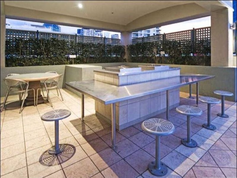24/55 Darragh Street, Kangaroo Point QLD 4169