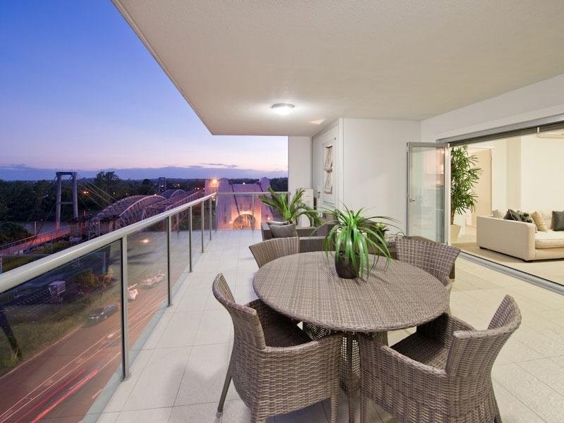 603/30 Riverview Terrace, Indooroopilly QLD 4068