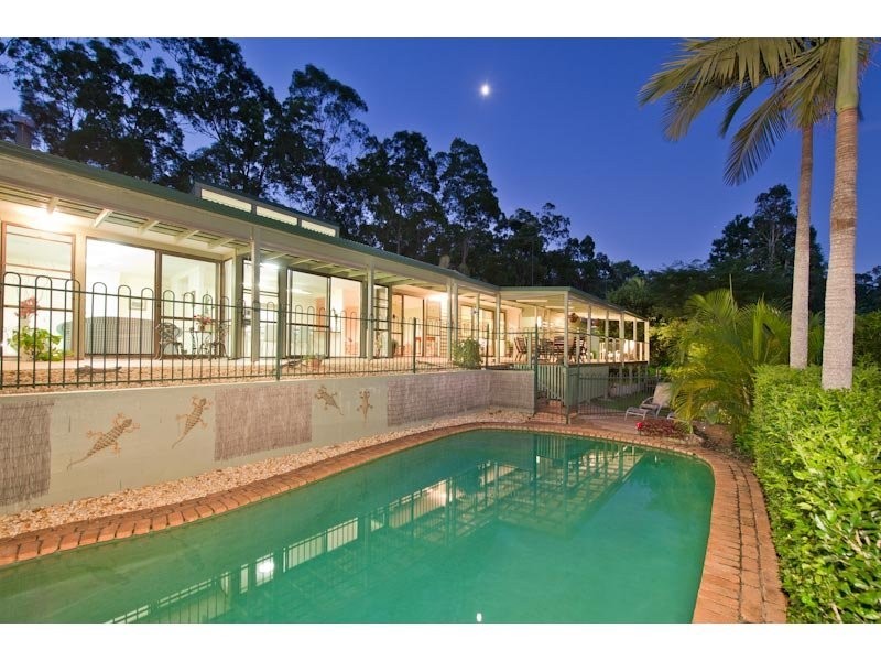 86 Carinya Street, Indooroopilly QLD 4068