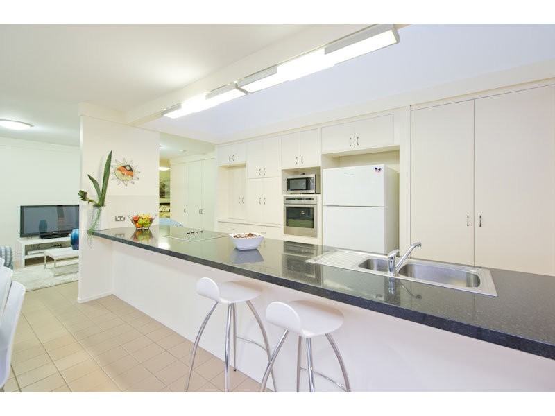 86 Carinya Street, Indooroopilly QLD 4068