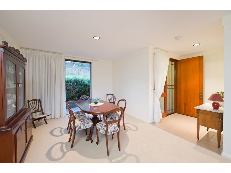 86 Carinya Street, Indooroopilly QLD 4068