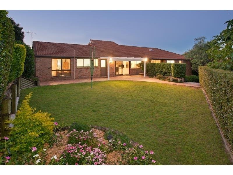 7 Bonhill Court, Indooroopilly QLD 4068