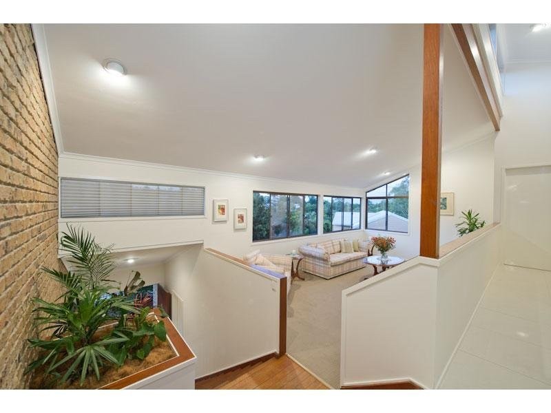 7 Bonhill Court, Indooroopilly QLD 4068