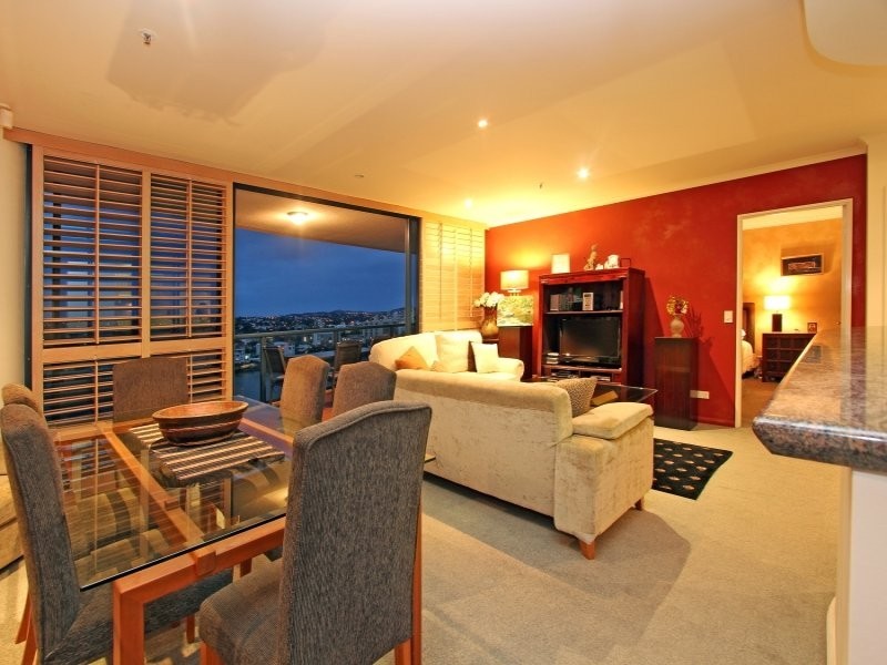 56/8 Goodwin Street, Kangaroo Point QLD 4169