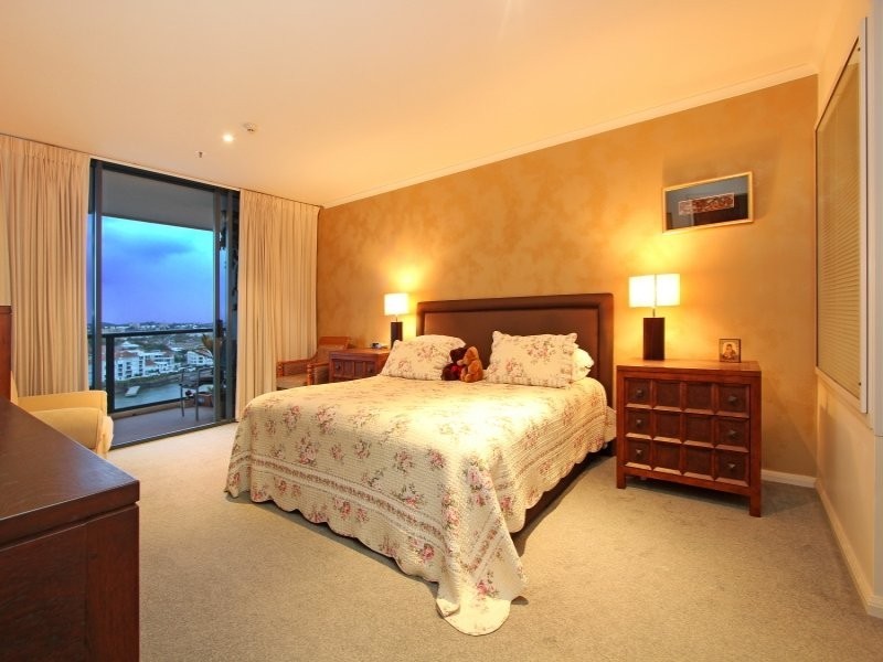 56/8 Goodwin Street, Kangaroo Point QLD 4169