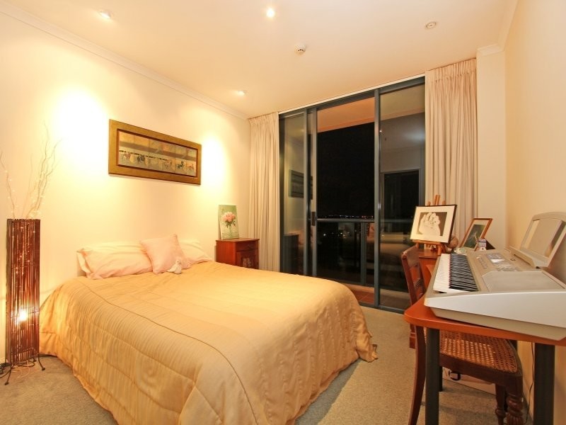 56/8 Goodwin Street, Kangaroo Point QLD 4169