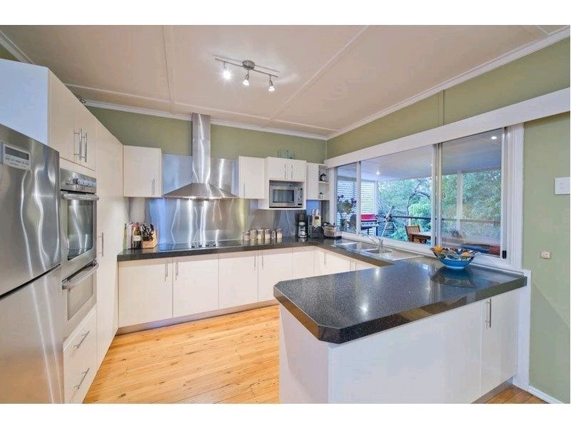 15 Jainba Street, Indooroopilly QLD 4068