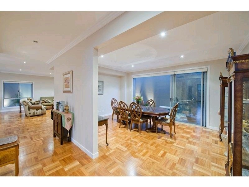 Indooroopilly QLD 4068