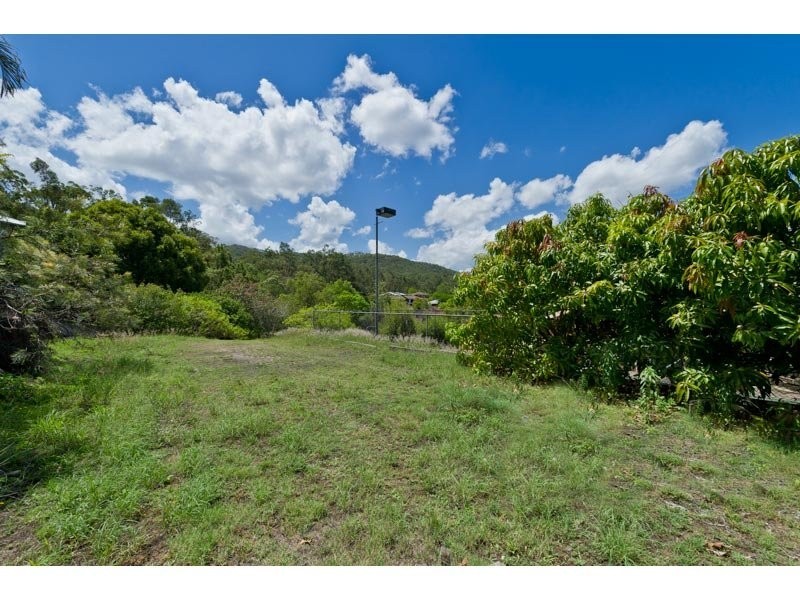 5 Bonhill Court, Indooroopilly QLD 4068