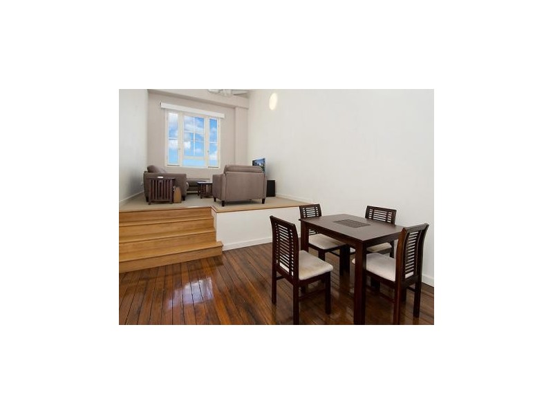 327/64 Macquarie Street, Newstead QLD 4006