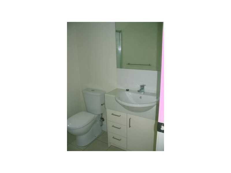 2/22 Parkham Avenue, Nundah QLD 4012