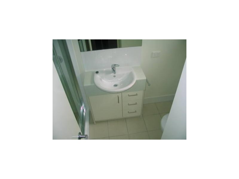 2/22 Parkham Avenue, Nundah QLD 4012